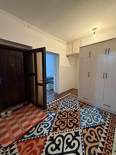 Продажа квартир: 3 комнаты, 58 м², 4 этаж — 7