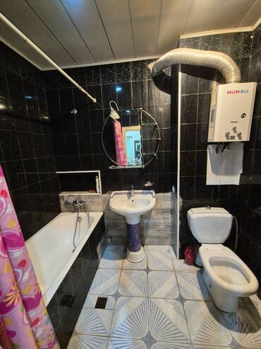 Uzunmüddətli kirayə mənzillər: Təcili! 7 mkr, Era məktəbin yanındaki evin 1ci mərtəbəsindəki 2 — 6