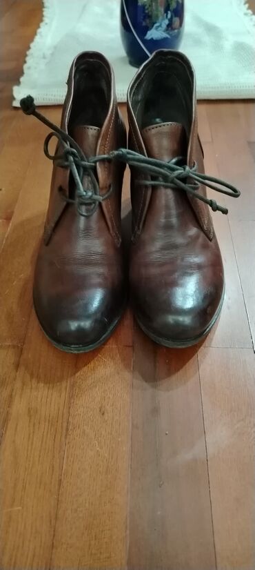 italijanske kozne cizme beograd: Ankle boots, 35