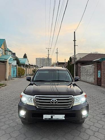 Toyota: Toyota Land Cruiser: 2014 г., 4.6 л, Автомат, Газ, Внедорожник — 2