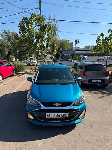хетчбэк: Chevrolet Spark: 2019 г., 1 л, Автомат, Бензин, Хэтчбэк — 3