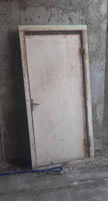 Ev üçün digər mallar: Qalin demir qapi satilir 100man, unvan Keşlə
