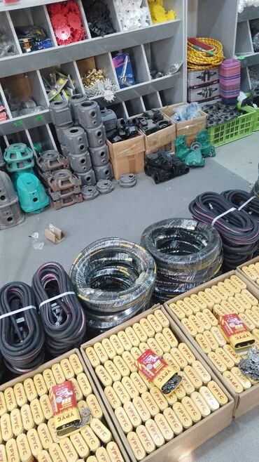 Мотозапчасти и аксессуары: Набор запчастей для малокубатурного мотоцикла/скутера: - Головка — 22