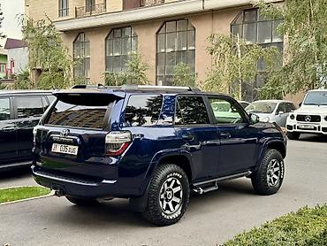 sprinter 4 4: Toyota 4Runner: 2019 г., 4 л, Автомат, Газ, Внедорожник — 4