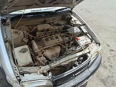 e6 3: Toyota Corolla: 2000 г., 1.6 л, Автомат, Бензин, Седан — 5