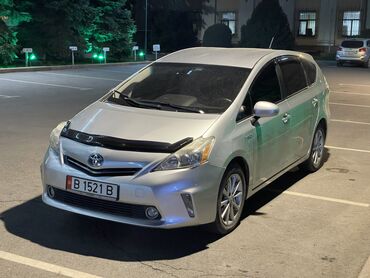 Toyota: Toyota Prius: 2013 г., 1.8 л, Типтроник, Гибрид, Минивэн