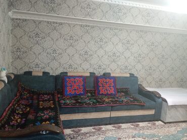 продаю дом в беловодске: 2 комнаты, 54 м², 105 серия, 2 этаж, Евроремонт