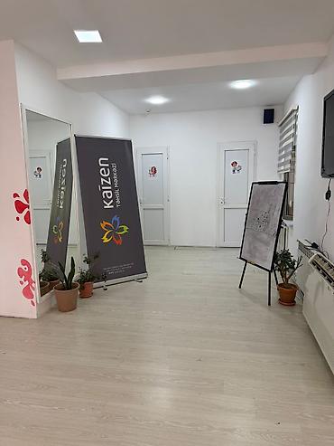 bakixanov qes: Bakixanov qes. Merkezi kücənin kənarı.3 mərtəbəli binanın 3 cu — 4