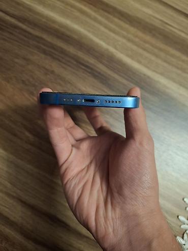 iphone red: IPhone 13, Mavi, Face ID — 6