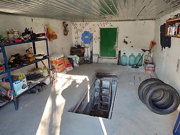 Распашные ворота: Продается дом, в доме четыре комнатыверанда,душ с туалет, есть at lalafo.kg — 7 Распашные ворота: Продается дом, в доме четыре комнатыверанда,душ с туалет, есть — 7