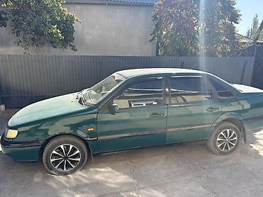 8: Volkswagen Passat: 1993 г., 1.8 л, Механика, Бензин, Седан — 3