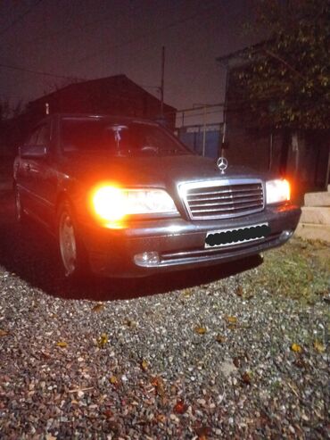 w202 sport: Mercedes-Benz 230: 2.3 l | 1995 il Sedan