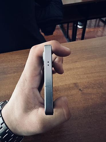 Samsung: Samsung Galaxy S25, Б/у, 256 ГБ, цвет - Серебристый, 2 SIM, eSIM — 2