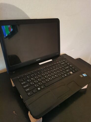 макбук 2013: Ноутбук, Samsung, 6 ГБ ОЗУ, Intel Core i3, Б/у, Для работы, учебы, память HDD + SSD