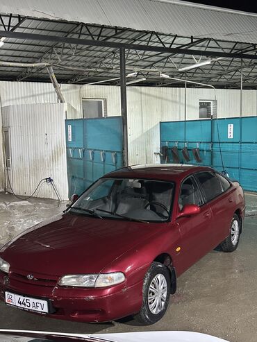 Mazda: Mazda 626: 1993 г., 2 л, Механика, Бензин, Седан