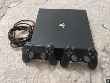 джойстики 2e: Sony PlayStation 4 PRO 1.000 Гб + 2 джойстика HDMI полностью рабочий