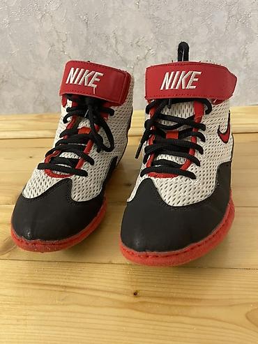uşaq tulum: Nike uşaq üçün basketbol üslubunda hündürkedsilər - Model: Nike — 2