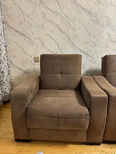 divan madera: Divan dəsti Madeyra
Satılır 280₼
Hər biri açılır baza var
Ünvan Hövsan — 4