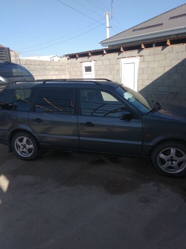 фольксваген джетта 1991: Volkswagen Passat Variant: 1995 г., 1.6 л, Механика, Бензин, Универсал