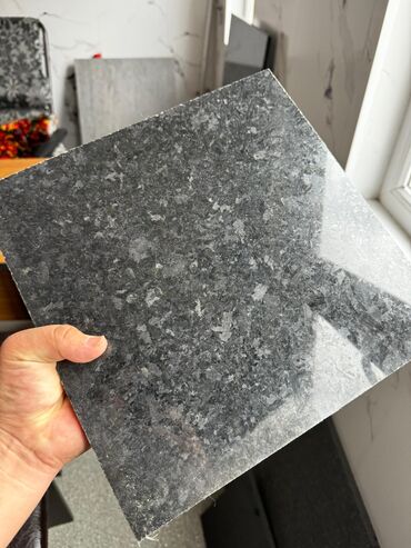 Фасадные гранитные плитки: Размер: Другой размер мм, Серый — 17