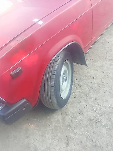 daewoo nexia 1996: VAZ 2107, qırmızı rəng, sedan kuzov. Xüsusiyyətlər: - Arxa ötürücülü — 10