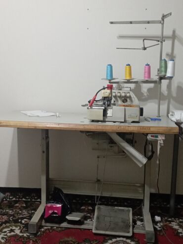швейный машина без звучный: Швейная машина Yamata, Оверлок
