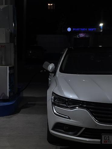 Renault Samsung: Renault Samsung sm6 белый седан бизнес-класса - Кузов: 4-дверный — 2