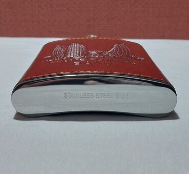 Digər içki üçün qablar: İçki qabı satılır. Alov qüllələri şəkili olan nerjaveykadan (nerjdən) — 3