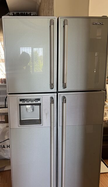 холодильники hitachi: Холодильник Hitachi, Б/у, Двухкамерный, No frost, 83 * 178 * 72