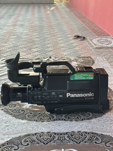 видеокамера panasonic профессиональная: Salam, yaxşı vəziyyətdədir. Problemi yoxdur, real alıcılar buyurub