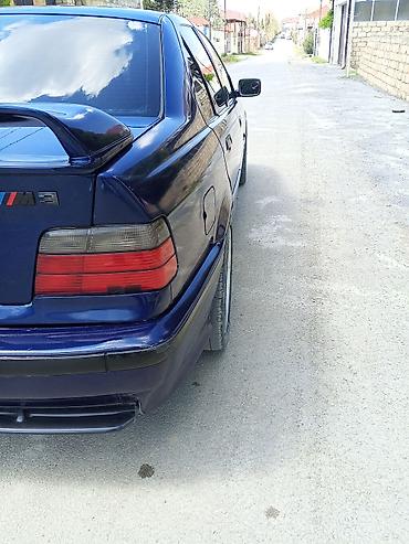bmw x6 m50d servotronic: BMW 3 series: 2.5 l | 1997 il Sedan — 6