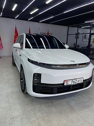 Lixiang: Lixiang L7: 2024 г., 1.5 л, Робот, Гибрид, Кроссовер — 4