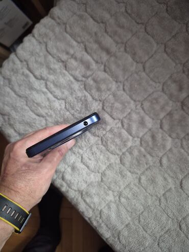Ostali mobilni telefoni: Smartfon sa ekranom na dodir - Moderan, tanak dizajn sa zaobljenim — 5