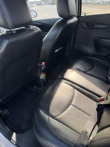 pontiac sunfire: Chevrolet Spark: 2016 г., 1 л, Автомат, Бензин, Хэтчбэк — 7