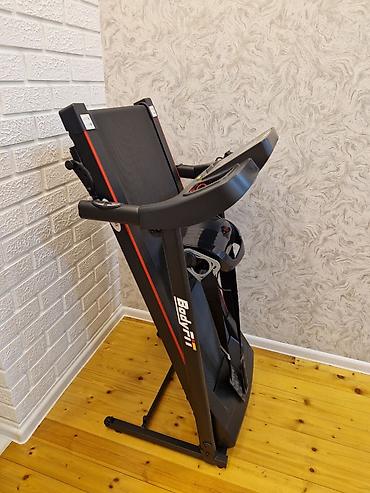 BodyFitl qaçış trenajoru - Yığcam və qatlanan konstruksiya: Saxlama