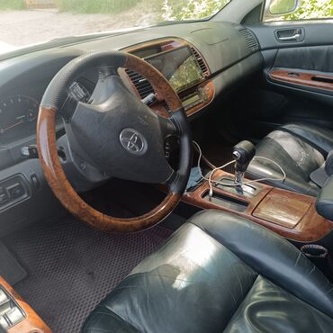 продаю в связи: Toyota Camry: 2004 г., 3 л, Автомат, Газ, Седан