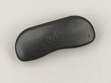 Oryginalne etui na okulary przeciwsłoneczne marki Ray-Ban. Solidne