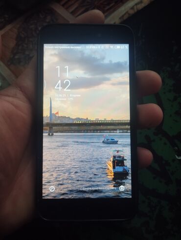 чехлы телефон: Redmi, Redmi 5A, Б/у, 16 ГБ