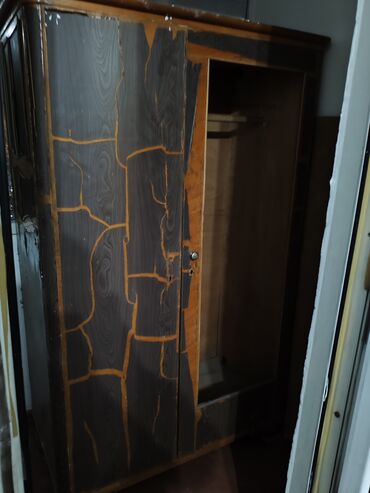 куда можно отдать ненужные вещи: Отдам даром
шопокова 37/Московская
надо разобрать, целиком не проходит