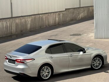 ремень безопасности камри: Toyota Camry: 2018 г., 2.5 л, Гибрид, Седан