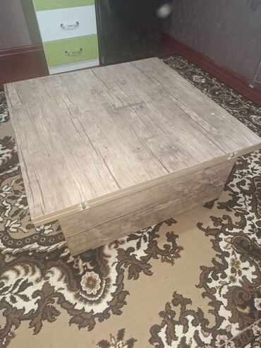 Столы для зала: Продаю стол трансформер.3 положение.состояние отличное.размер — 8