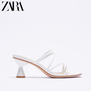 сандалии 36 размера: Zara коллекция 2023 года, босоножки на каблуке, с квадратным и