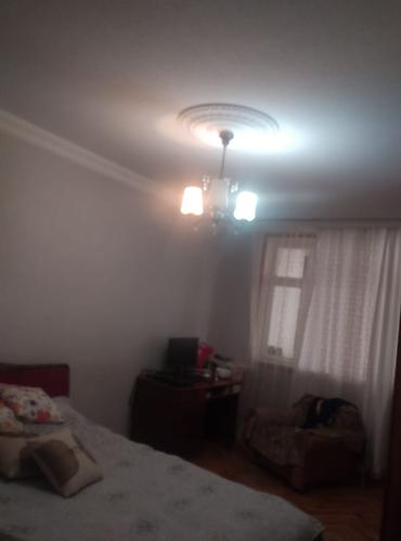 kiraye gence: 3 otaqlı mənzil,hamam tualet ayrı, təmirli. Unvan: Mahrasa bağı, bina — 1
