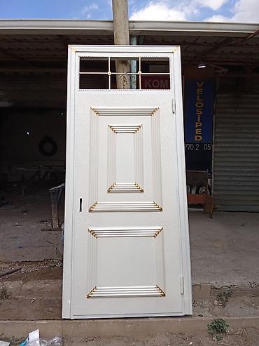 suse qab: Məhsul: Dəmir giriş qapıları Təsvir: - Material: qalın metal — 1