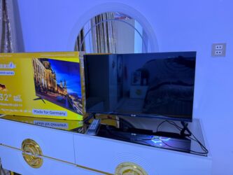 куплю старые телевизоры бишкек: 82 SM ekran Televizor satılır cəmi 10 gun işlənib təcili satılır