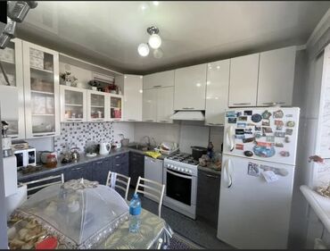 дом район политех: 4 комнаты, 80 м², Индивидуалка, 5 этаж, Косметический ремонт