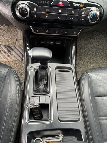 Kia: Kia Sorento: 2019 г., 2 л, Автомат, Дизель, Кроссовер — 8