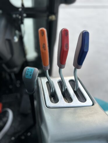 Traktorlar: Çin istehsallı RD704 Runda traktorları yüksək keyfiyyətli FAW motoru — 10