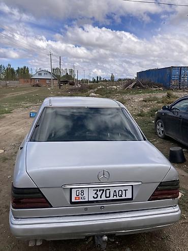 ауди а6 с4 1: Mercedes-Benz W124: 1995 г., 2.8 л, Кол менен иштөөчү, Бензин, Седан — 5