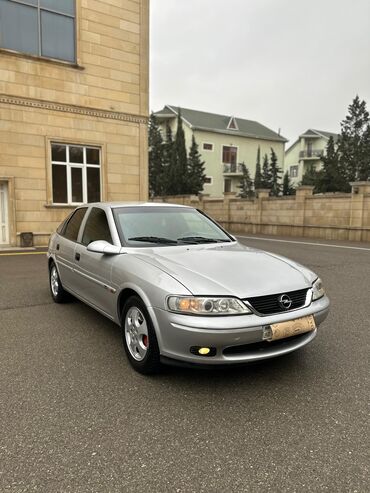 opel astra kredet: Opel Vectra: 2 l | 1998 il 325841 km Hetçbek